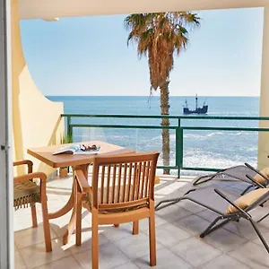 Lovely With Pool And Sea View Apartment